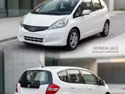 Usata Honda Jazz 99 CV (72 kW) 2011 Bianco Utilitaria
