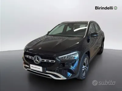 Usata Mercedes GLA200 Progressive 150 CV (110 kW) 2023 Nero SUV