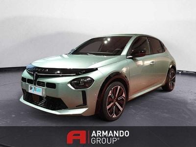 Usata Lancia Ypsilon 101 CV (74 kW) 2025 Verde Utilitaria