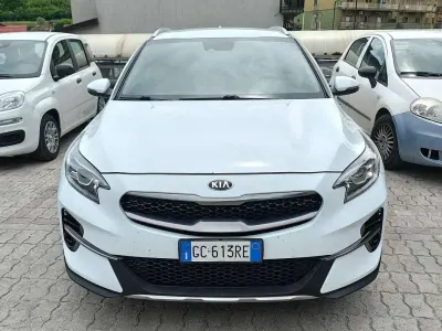 Usata Kia XCeed Style 111 CV (81 kW) 2020 Bianco SUV