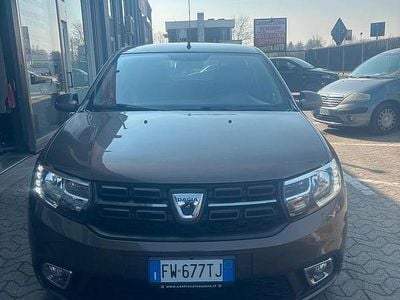 Brugt Dacia Sandero Essentiel 65 HK (47 kW) 2019 Gul Sedan