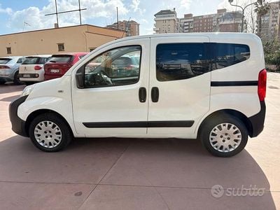 Usata Peugeot Bipper 75 CV (55 kW) 2012 Bianco Monovolume