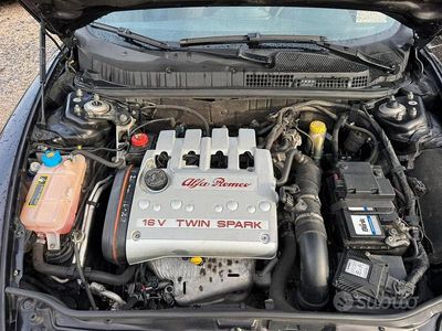 Usata Alfa Romeo 147 105 CV (77 kW) 2009 Nero Utilitaria