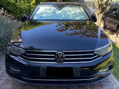 Usata VW Passat Business 150 CV (110 kW) 2022 Nero Station wagon