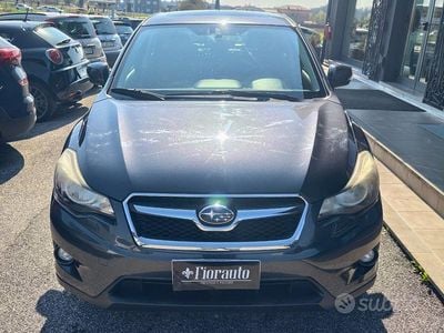 Usata Subaru XV 146 CV (107 kW) 2014 Grigio SUV