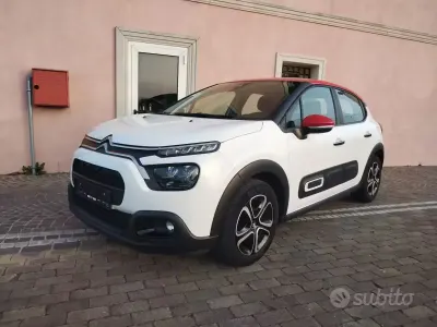 Usata Citroën C3 Shine 83 CV (61 kW) 2022 Bianco Utilitaria