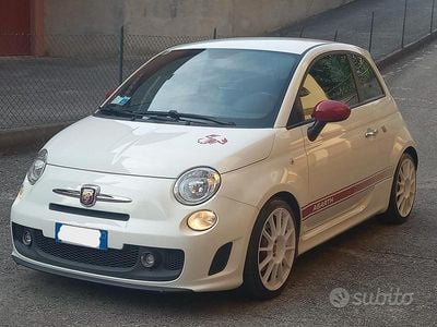 Usata Abarth 500 Esseesse 135 CV (99 kW) 2010 Bianco Utilitaria