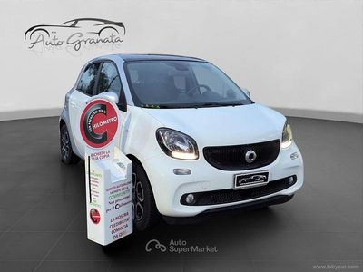 Begagnad Smart ForFour Passion 71 HK (52 kW) 2019 Vit Halvkombi