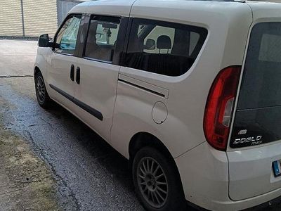 Begagnad Fiat Doblò 105 HK (77 kW) 2019 Minibuss
