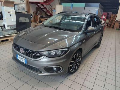 Usata Fiat Tipo Easy 120 CV (88 kW) 2018 Argento Station wagon