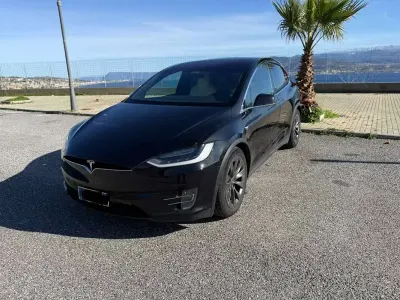 Usata Tesla Model X 158 kW (215 CV) 2018 Nero SUV
