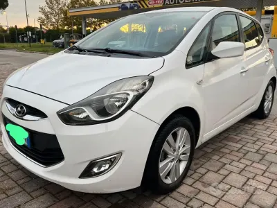 Usata Hyundai ix20 90 CV (66 kW) 2013 Bianco Utilitaria