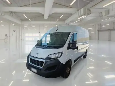 Usata Peugeot Boxer S 140 CV (102 kW) 2024 Furgone