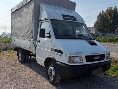 Usata Iveco Daily 103 CV (75 kW) 1994 Bianco Furgone