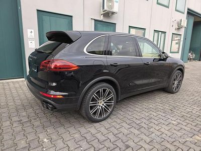 Usata Porsche Cayenne 250 CV (183 kW) 2015 Nero SUV