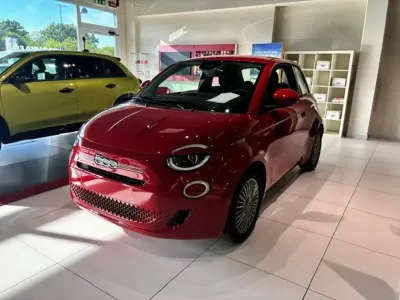 Nuova Fiat 500 65 CV (47 kW) 2026 Rosso Berlina