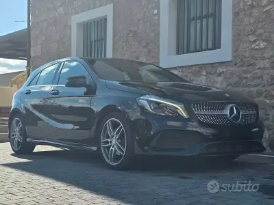 Usata Mercedes A180 Premium 109 CV (80 kW) 2016 Nero Berlina