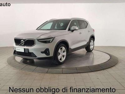 Usata Volvo XC40 Core 163 CV (119 kW) 2025 Argento SUV