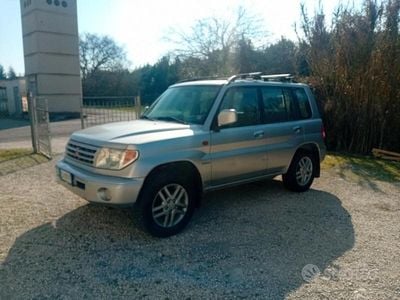 Usata Mitsubishi Pajero 114 CV (83 kW) 2004 Grigio SUV