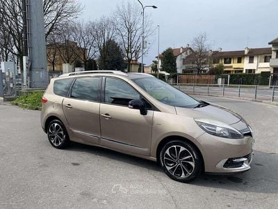 Usata Renault Scénic III LIMITED 131 CV (96 kW) 2015 Oro Monovolume