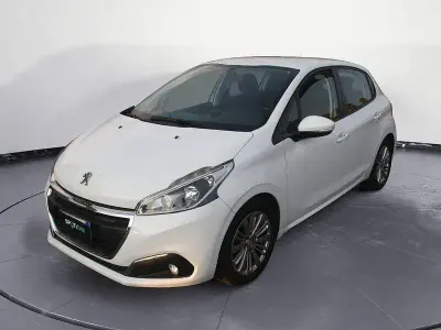 Usata Peugeot 208 Active 74 CV (54 kW) 2017 Bianco Utilitaria