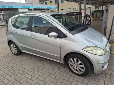 Usata Mercedes A160 Elegance 82 CV (60 kW) 2006 Grigio Monovolume