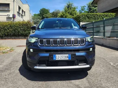 Usata Jeep Compass Limited 131 CV (96 kW) 2022 Blu/azzurro SUV