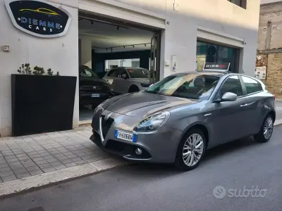 Usata Alfa Romeo Giulietta Super 120 CV (88 kW) 2017 Grigio Utilitaria