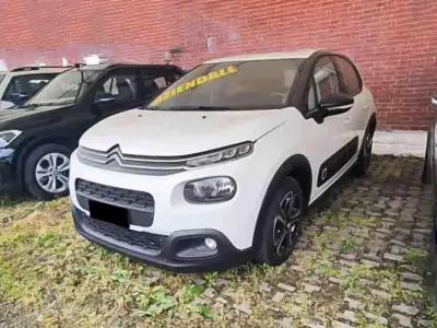 Używany Citroën C3 Shine 75 KM (55 kW) 2017 Biały Sedan/Limuzyna