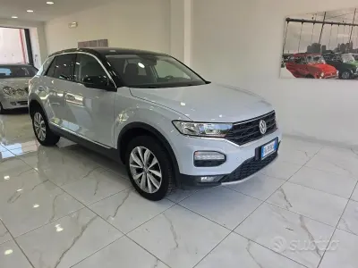 Usata VW T-Roc Style 150 CV (110 kW) 2019 Bianco SUV