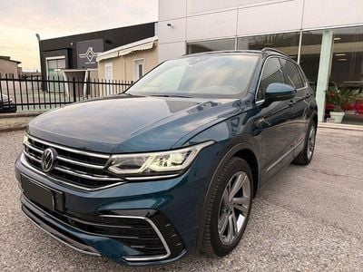 Usata VW Tiguan R-line 150 CV (110 kW) 2022 Blu SUV