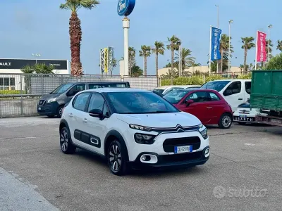 Usata Citroën C3 Shine 102 CV (75 kW) 2021 Bianco Utilitaria