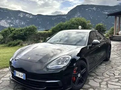 Usata Porsche Panamera 4 330 CV (242 kW) 2018 Berlina