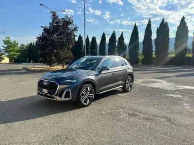 Usata Audi Q5 S-Line 204 CV (150 kW) 2021 Grigio SUV