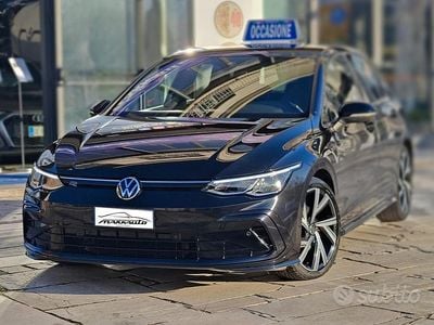 Usata VW Golf VII R-line 150 CV (110 kW) 2021 Nero Utilitaria
