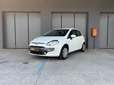 Usata Fiat Punto Evo Dynamic 77 CV (56 kW) 2010 Bianco Utilitaria