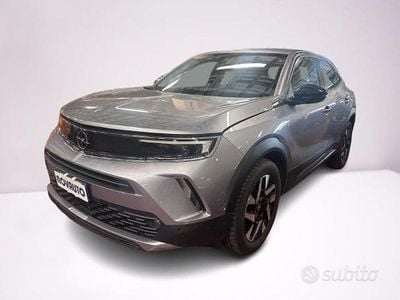 Usata Opel Mokka Elegance 101 CV (74 kW) 2022 Grigio SUV