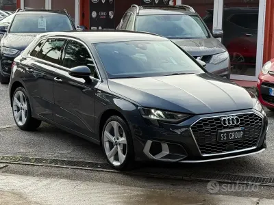 Usado Audi A3 S-Line 200 CV (147 kW) 2021 Gris Berlina