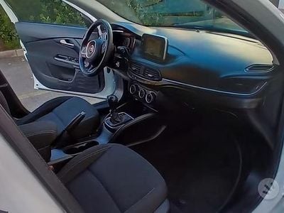 Occasion Fiat Tipo Lounge 120 ch (88 kW) 2020 Blanc Break