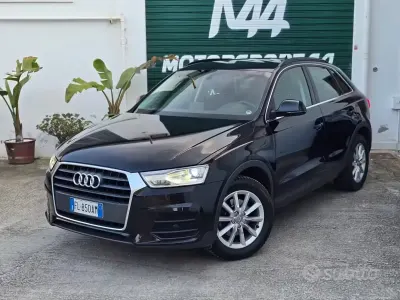 Käytetty Audi Q3 Design 150 HP (110 kW) 2017 Musta Katumaasturi