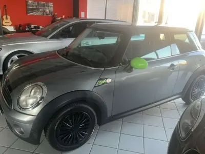 Używany Mini Cooper 75 KM (55 kW) 2009 Szary Hatchback