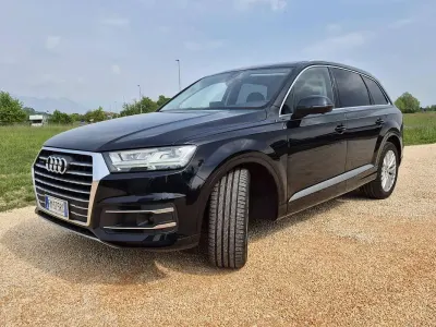 Usata Audi Q7 Business Plus 218 CV (160 kW) 2017 Nero SUV
