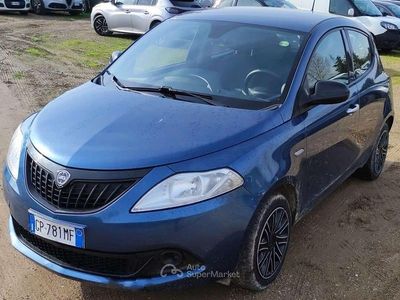 Usata Lancia Ypsilon Silver 69 CV (50 kW) 2023 Blu velvet 784/a. Utilitaria