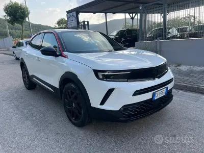 Usata Opel Mokka GS Line 110 CV (80 kW) 2021 Bianco SUV