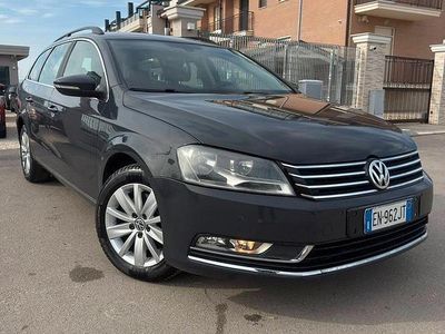 Usata VW Passat Comfortline 105 CV (77 kW) 2012 Blu Station wagon