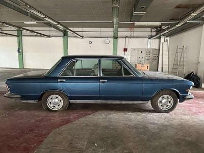 Usata Fiat 130 165 CV (121 kW) 1975 Blu/azzurro Berlina