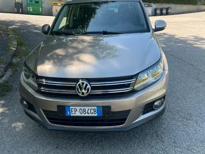 Używany VW Tiguan 110 KM (80 kW) 2012 Brązowy SUV