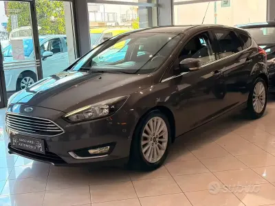 Usata Ford Focus Titanium S 120 CV (88 kW) 2015 Grigio Station wagon
