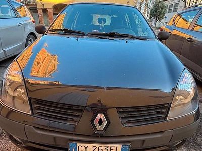 Usata Renault Clio II 58 CV (42 kW) 2005 Nero Berlina