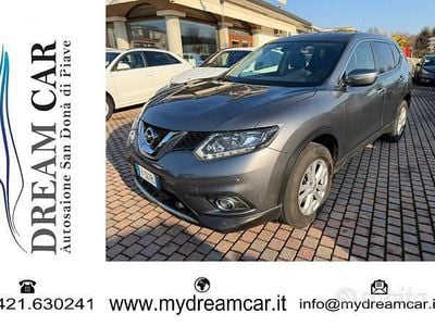 Usata Nissan X-Trail 130 CV (95 kW) 2015 Grigio SUV